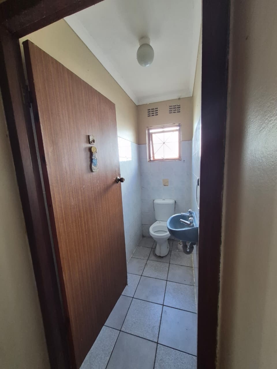 Commercial Property for Sale in Southernwood Eastern Cape